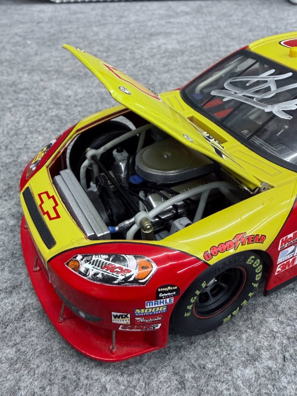 2010 CFS Champion Kevin Harvick #29 Shell Pennzoil 1/24 NASCAR Diecast Chevrolet - Picture 11 of 16